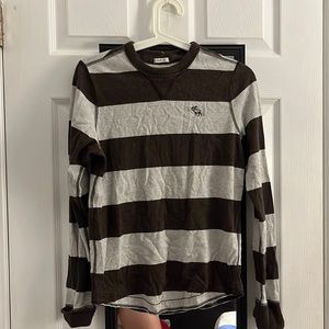 youth large but fits like adult small